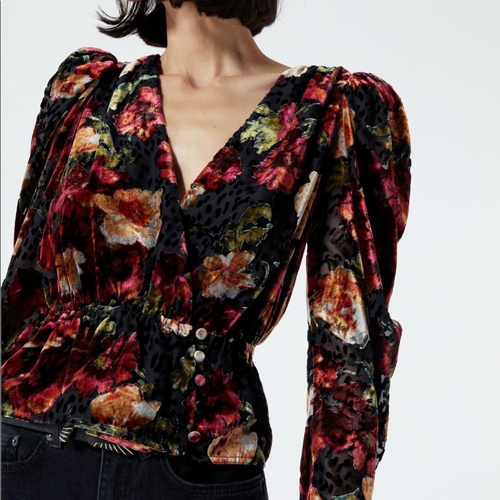 NWT: The Kooples : Velvet Top with Burnout Floral print Sz: 4